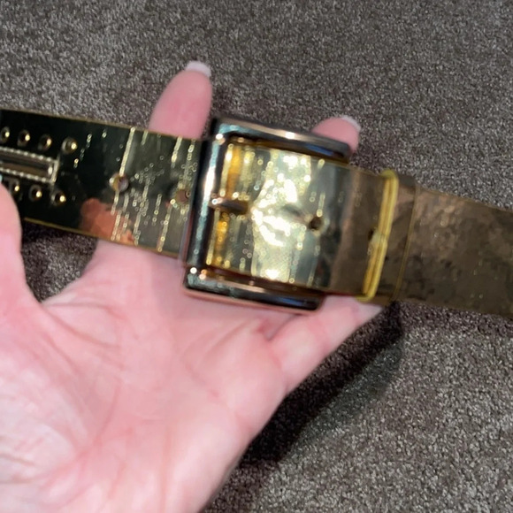 Michael Kors genuine leather belt gold grommets - size medium. T - Picture 3 of 5
